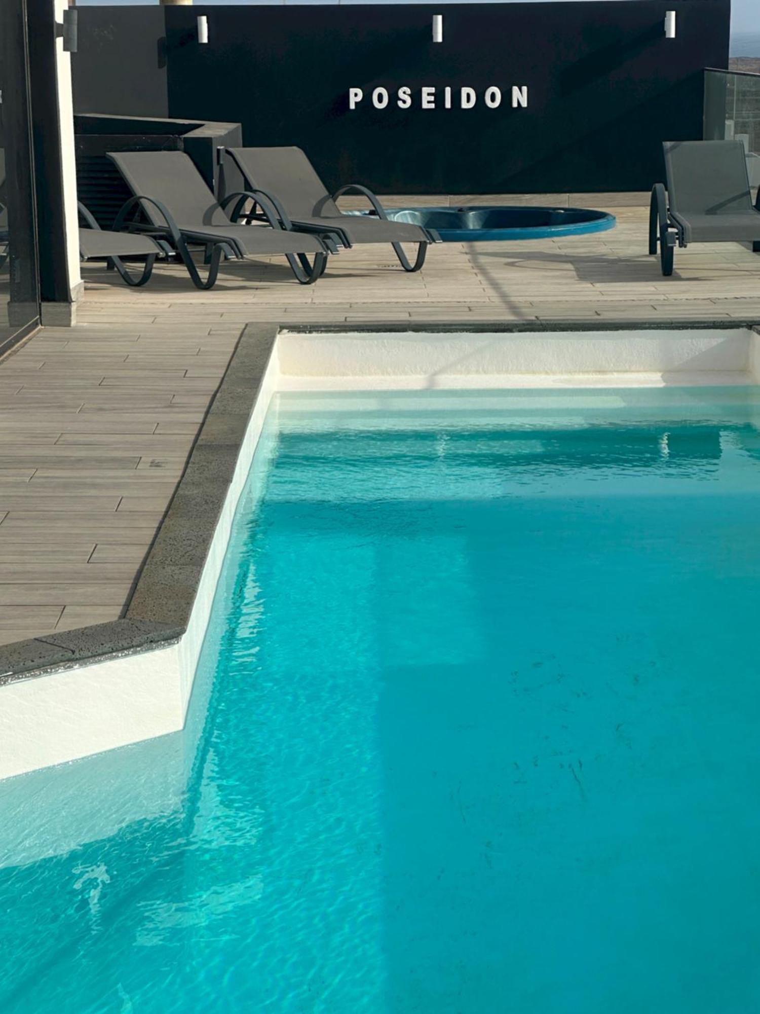 Villa Poseidon Corralejo With Private Heated Pool, Sauna And Stunning Volcano Views By Amazzzing Travel Exteriör bild