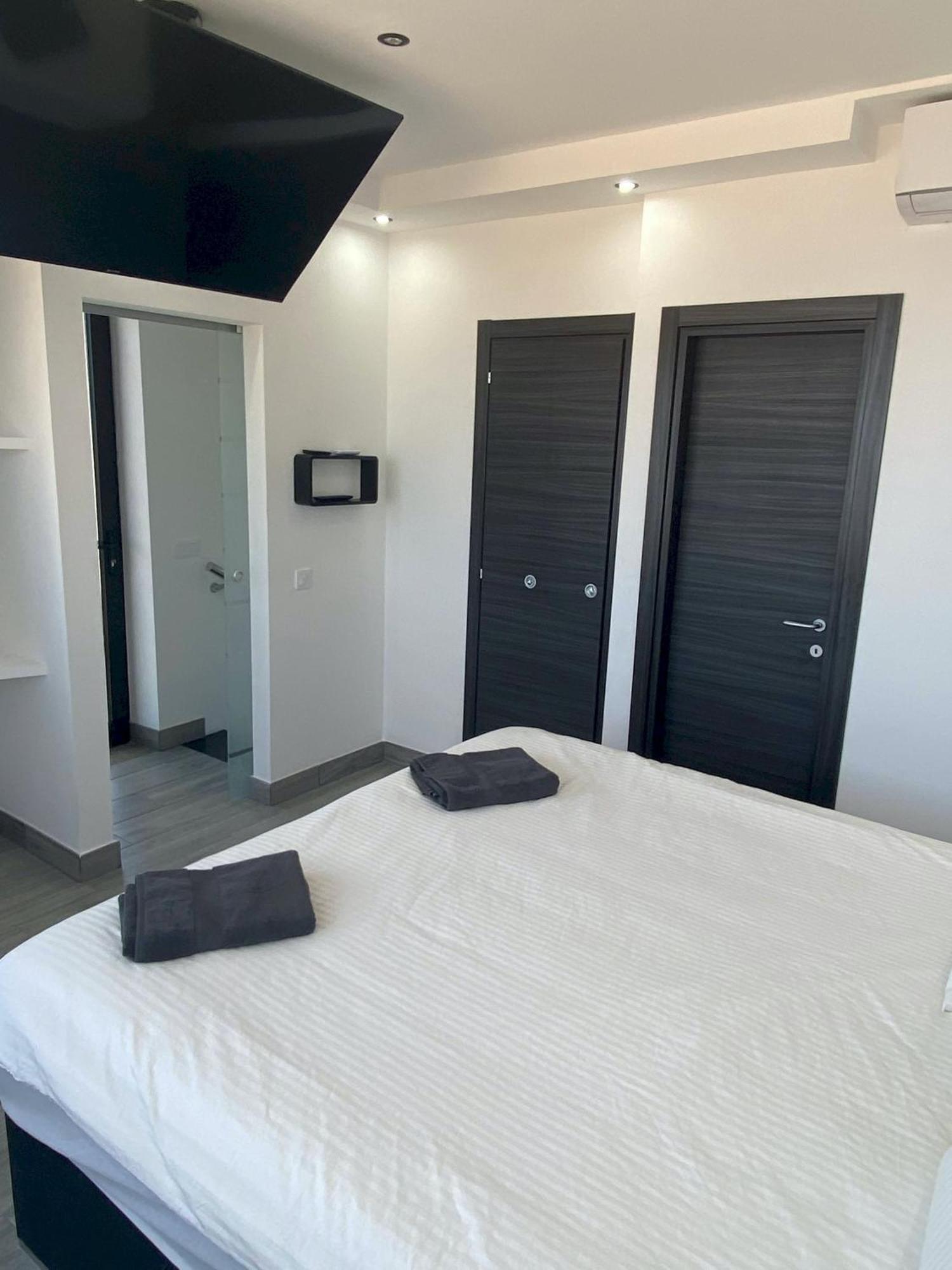 Villa Poseidon Corralejo With Private Heated Pool, Sauna And Stunning Volcano Views By Amazzzing Travel Exteriör bild