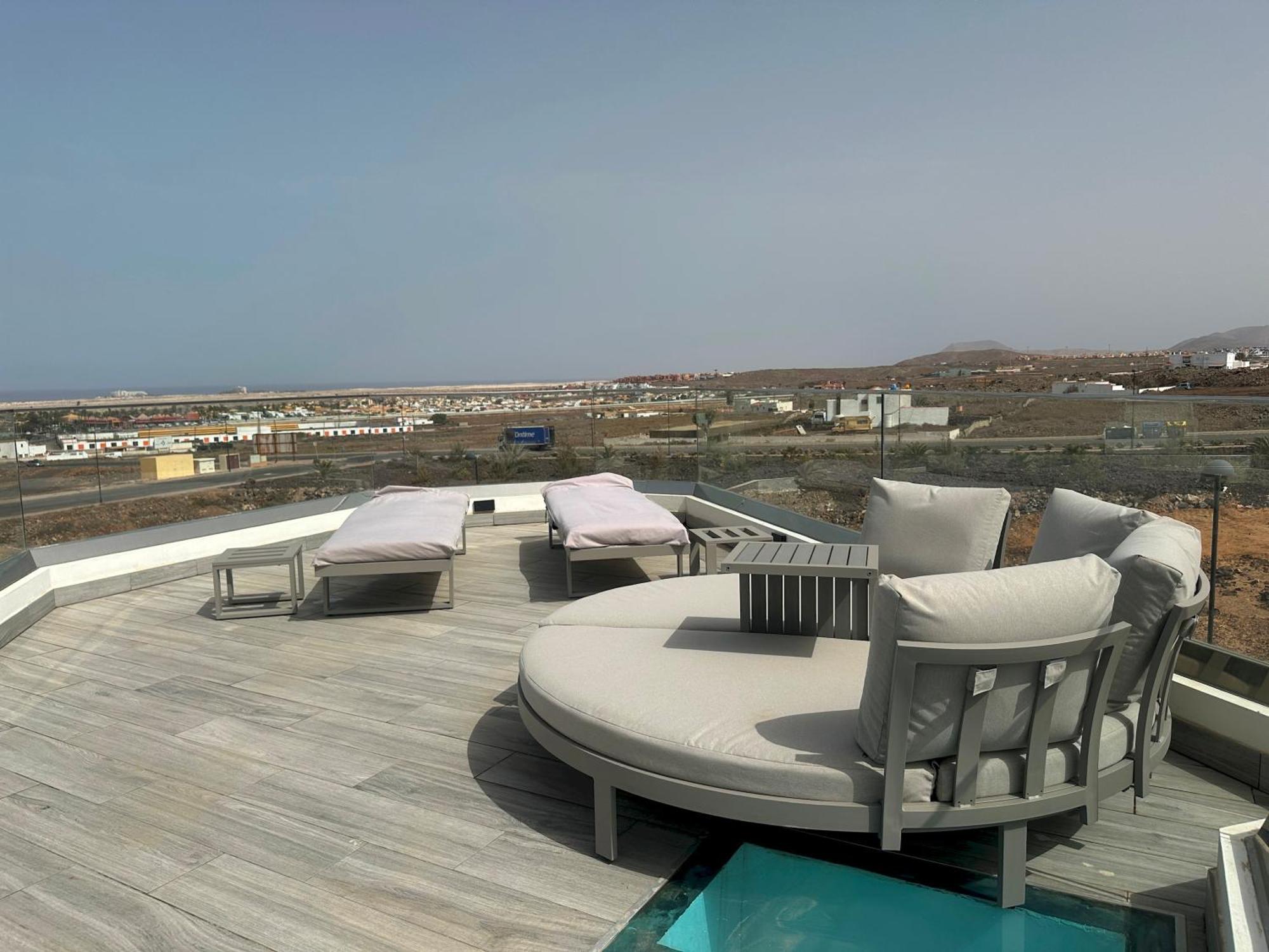 Villa Poseidon Corralejo With Private Heated Pool, Sauna And Stunning Volcano Views By Amazzzing Travel Exteriör bild