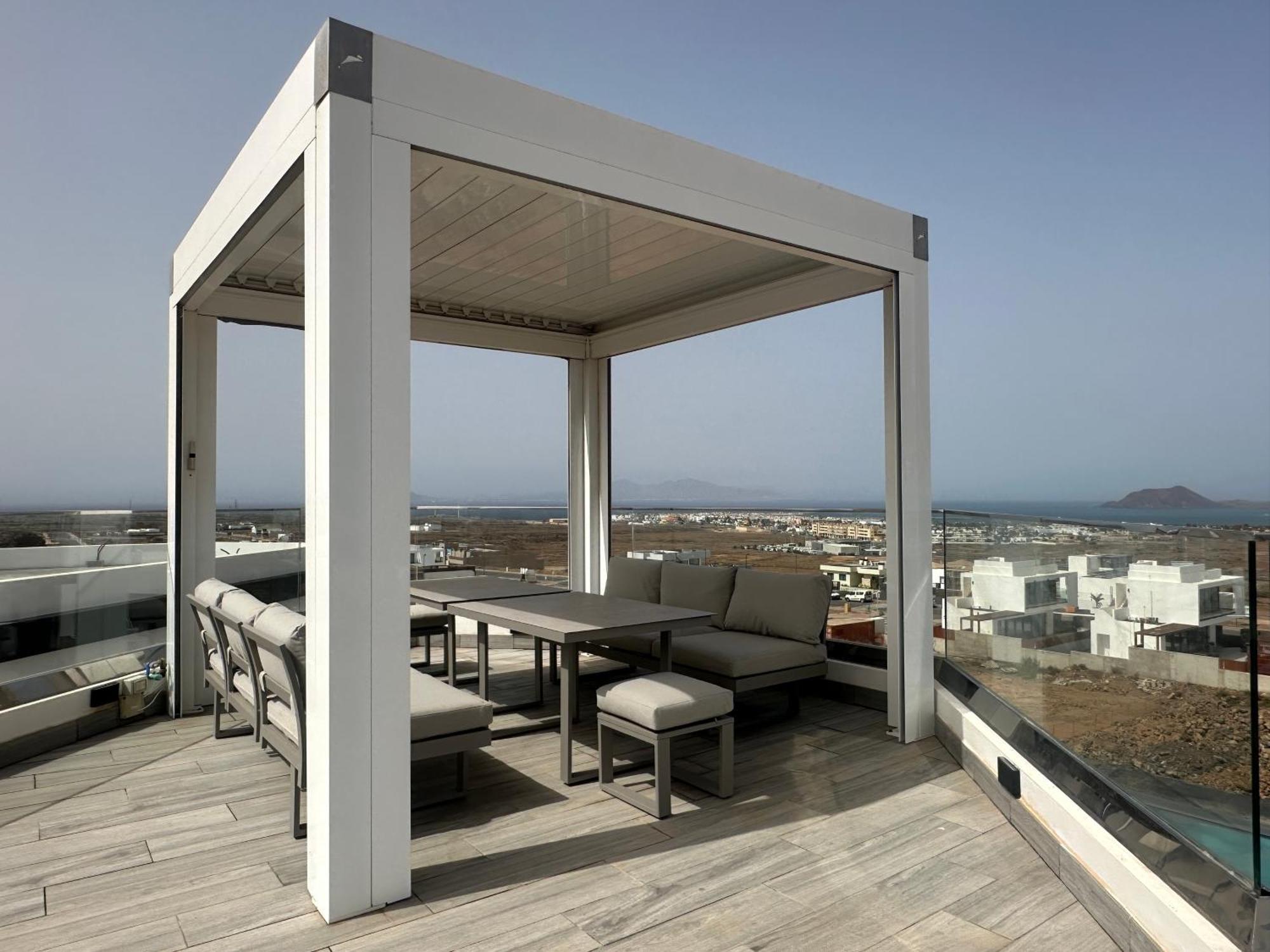 Villa Poseidon Corralejo With Private Heated Pool, Sauna And Stunning Volcano Views By Amazzzing Travel Exteriör bild